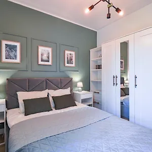 https://citystay-powstancow-warszawskich-apartment.gdanskhotel.org