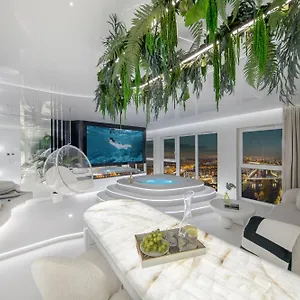 https://quorum-apartments.hotelswroclaw.com